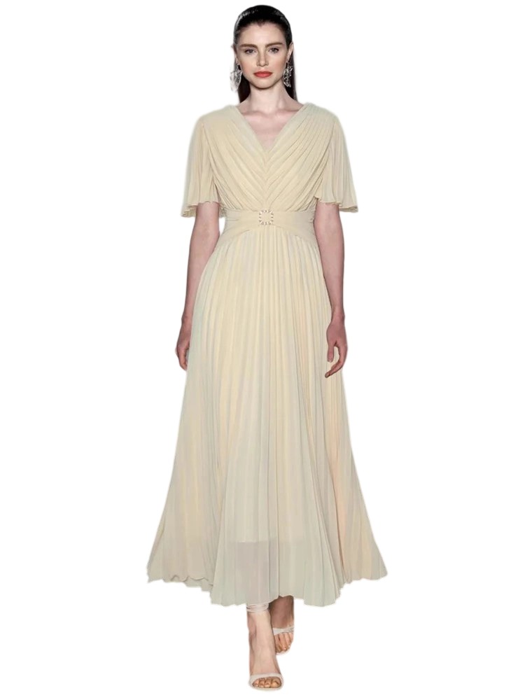 A princess-style summer dress with waist-cinching pleats