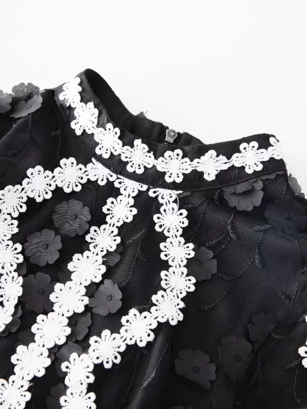 Vintage Black White Embroidered Mesh Party Dress - Image 7