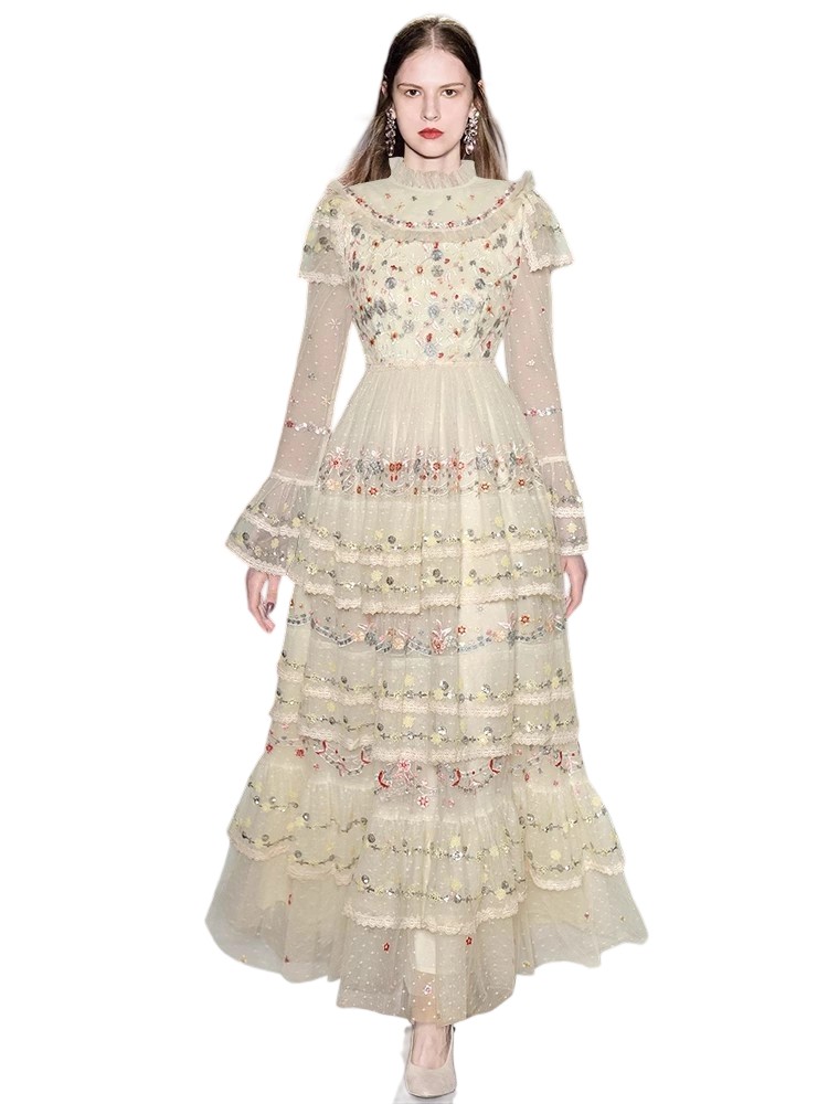 Winter Stand Collar Fashion Trumpet Sleeve Embroidered Ball Gown