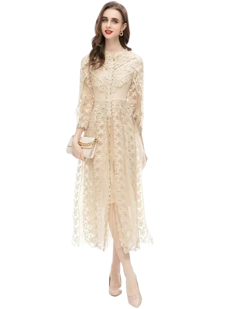 Vintage red party dresses with lace and embroidery